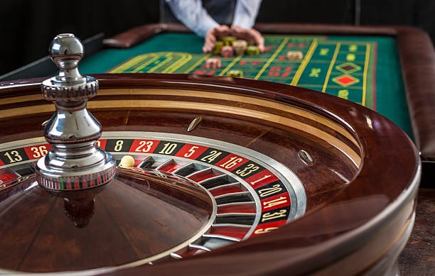 Sic Bo betting table layout showing all available bet types