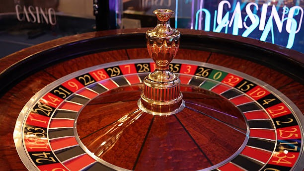 Starburst slot game interface showing cascading reels and gemstone symbols on akses terpercaya platform